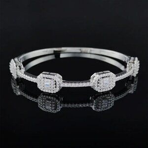 NEW LUXURY S925 STERLING SILVER DIAMOND ADJUSTABLE BRACELET